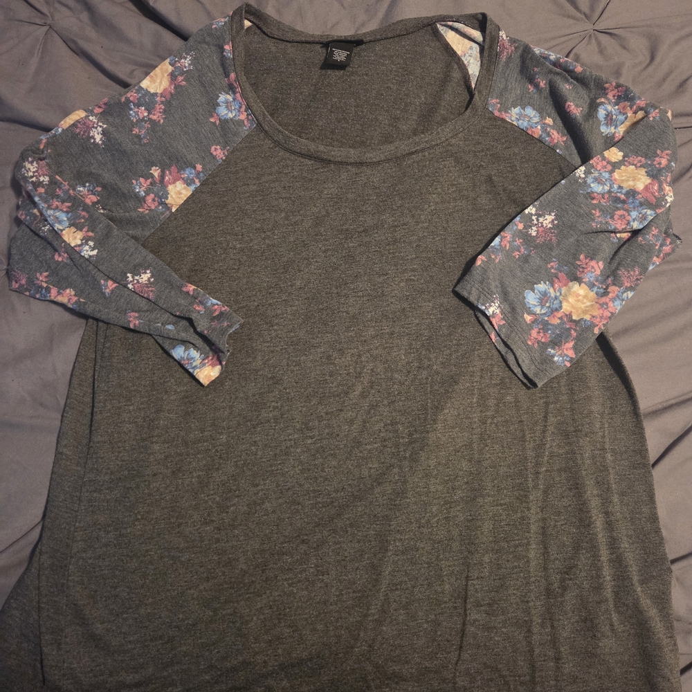 Torrid Gray Top with Floral Sleeves